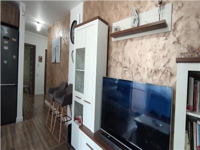 Comision 0%. Apartament in zona Sub Cetate la cheie nou! 3 camere 61 mp, garaj subteran si boxa!