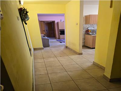 0% COMISION! Apartament cu 2 camere in Manastur zona Big, 50 mp plus balcon si beci.