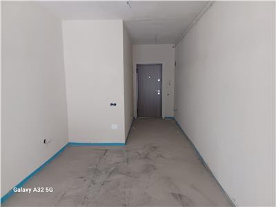 Apartament finisat cu 3 camere 68 mp, 2 bai si balcon 6 mp , acces usor spre CJ.