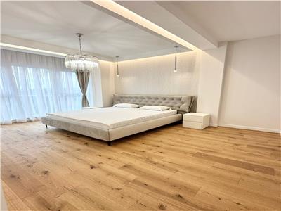 Penthouse super finisat si utilat, 3 camere, 90 mp plus terasa 30 mp in Floresti.