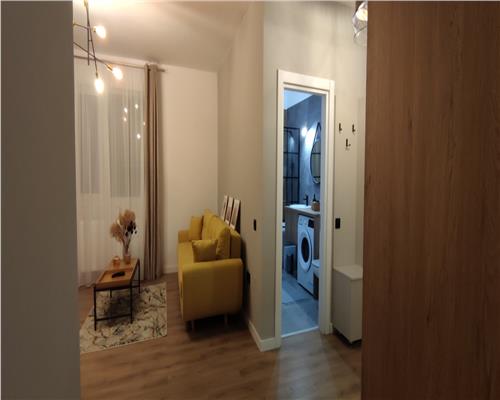 Apartament la cheie cu 3 camere, etaj intermediar, Zona Teilor.