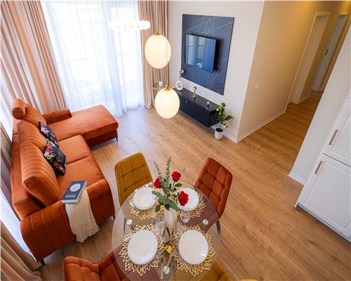 Apartament lux cu 3 camere dotat cu tot ce ai nevoie, 59 mp plus balcon!