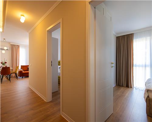 Apartament lux cu 3 camere dotat cu tot ce ai nevoie, 59 mp plus balcon!