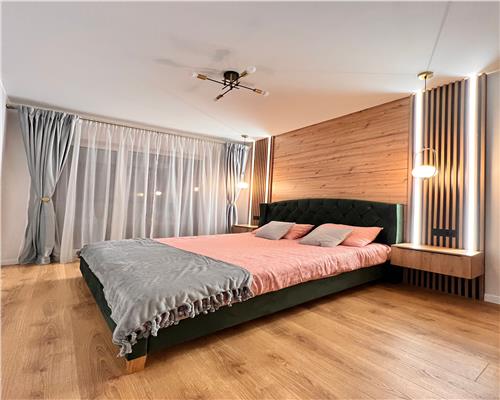 Apartament la cheie cu 3 camere, 55 mp plus terasa 12 mp, etaj intermediar.