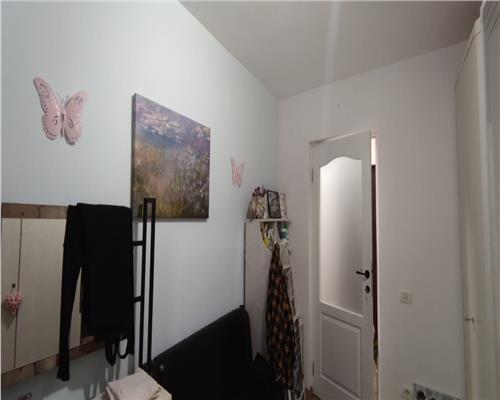 Apartament cu 3 camere 57 mp, 2 bai, parter inalt in Floresti.