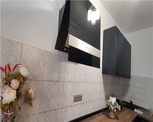 Apartament cu 2 camere 48 mp plus terasa cu Cf 50 mp partial mobilat in Floresti.