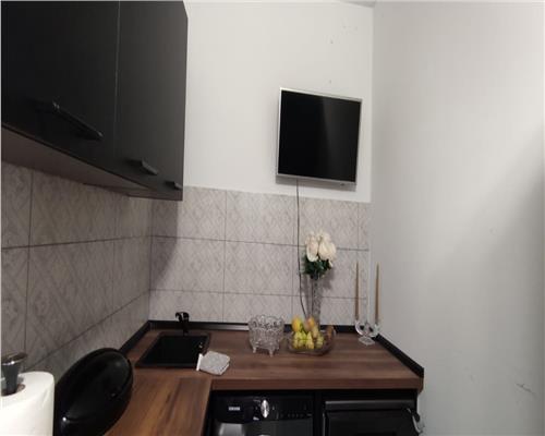 Apartament cu 2 camere 48 mp plus terasa cu Cf 50 mp partial mobilat in Floresti.