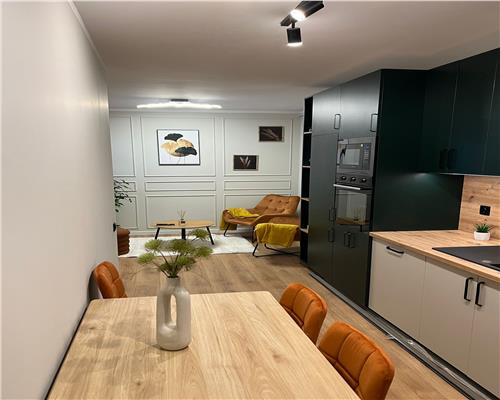 Apartament la cheie cu 3 camere plus terasa 12 mp, etaj intermediar!